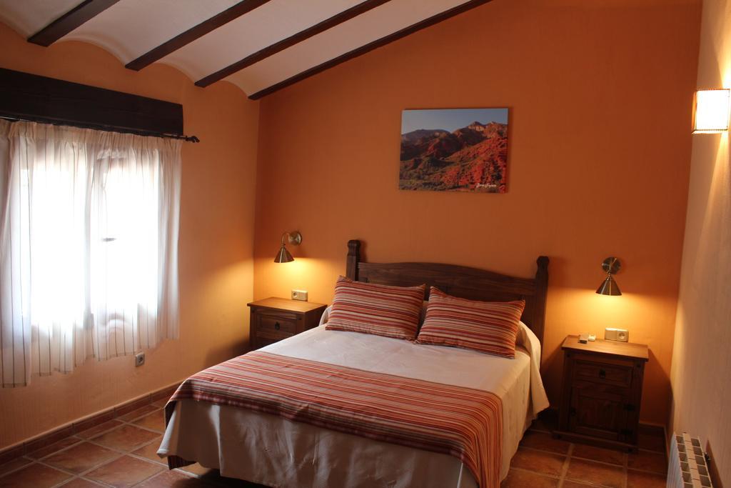 Hotel Rural Valle Del Turrilla - Cazorlatur Hinojares Cameră foto